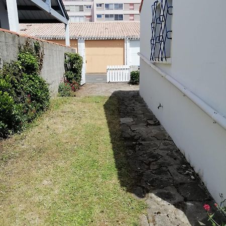 Maison Deux Chambres Avec Jardin A 100M De L'Ocean Les Sables-dʼOlonne Buitenkant foto