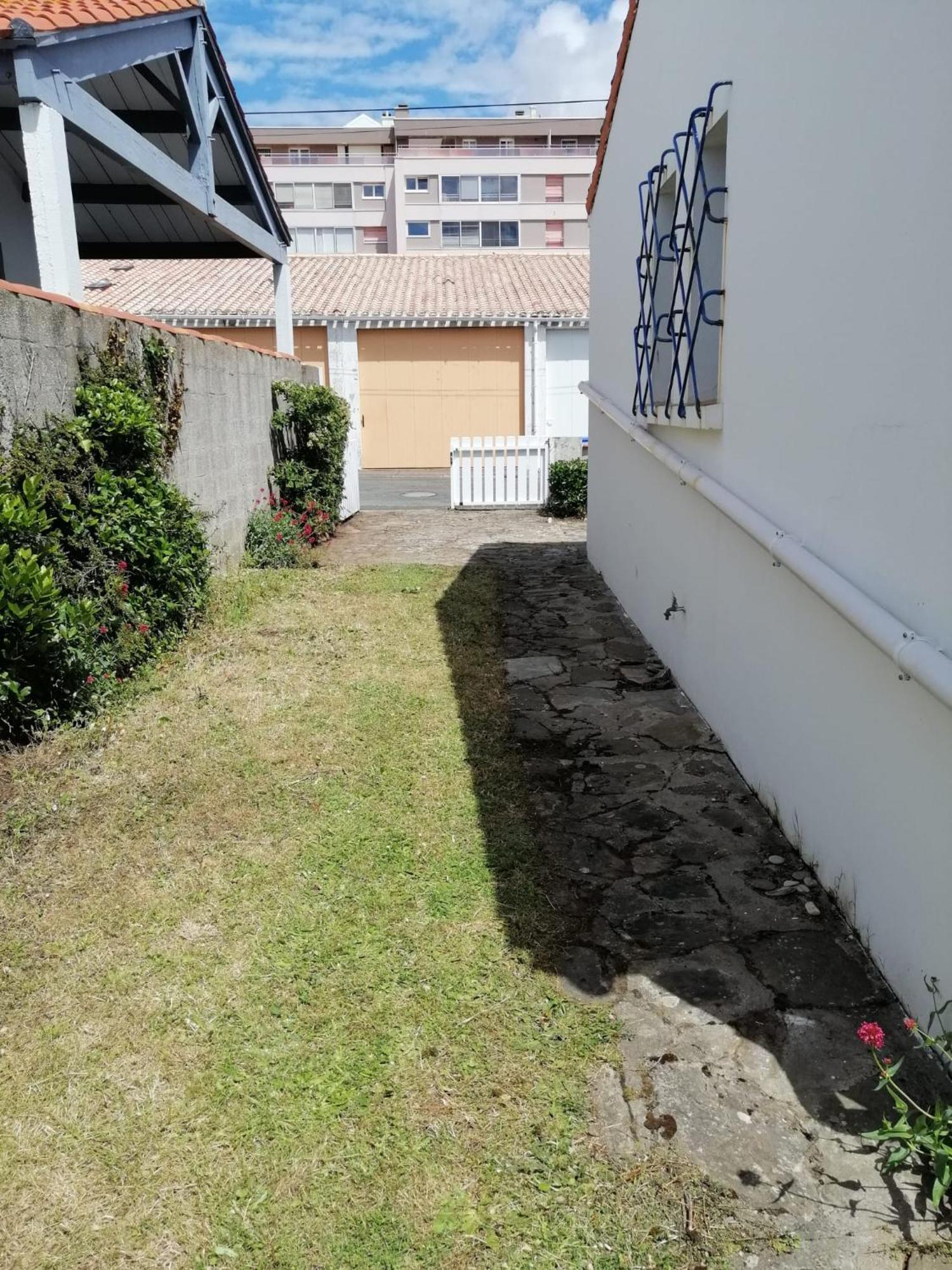Maison Deux Chambres Avec Jardin A 100M De L'Ocean Les Sables-dʼOlonne Buitenkant foto